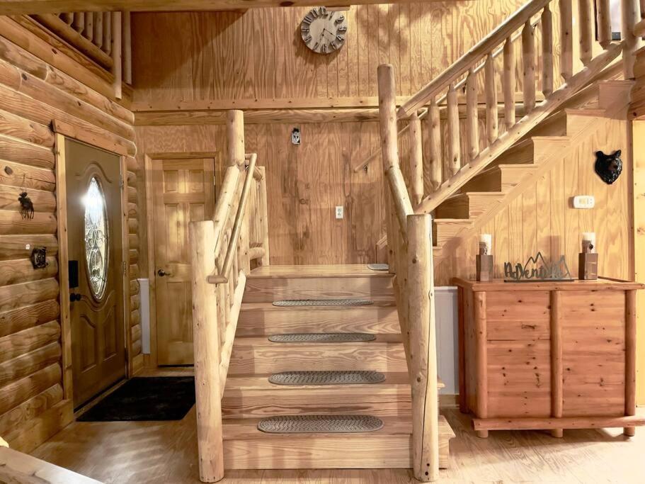 One Of A Kind Rustic Log Cabin Near Bryce Resort - Large Game Room - Fire Pit - Large Deck - Bbq Basye Exteriér fotografie